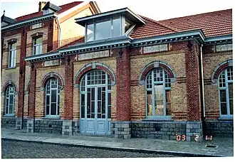 Entrée des voyageurs.