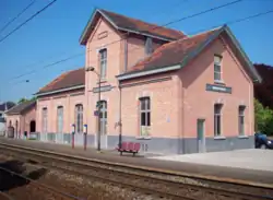 Ancien bâtiment de la gare de Sinay, rénové en 2007.