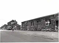 Halle à marchandises.