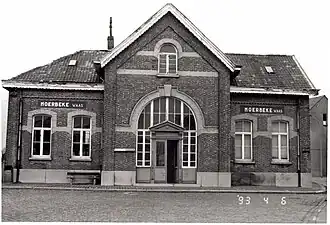 Façade côté rue en 1993.