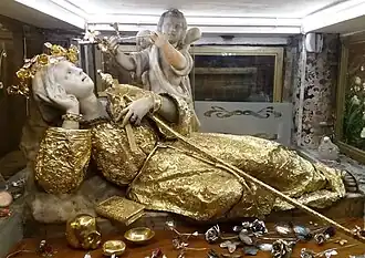 Statue en marbre blanc de Carrare placée sous l'autel du sanctuaire du mont Pellegrino, œuvre de Gregorio Tedeschi (1630).