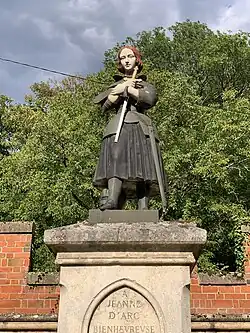 Statue de Jeanne d'Arc de Villieu-Loyes-Mollon