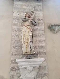 Statue de Jeanne D'Arc de l'abbaye de Baume-les-Messieurs