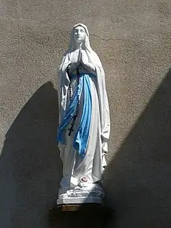 Statue de la Vierge Marie.