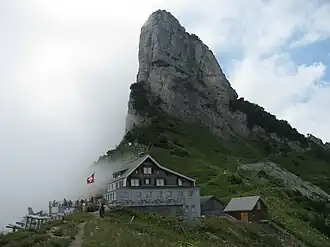 Le pic du Staubern et le refuge du Staubern.