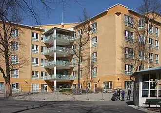 Le bâtiment des années 1990