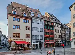 nos&nbsp;1, 3, 5, 7, 9.