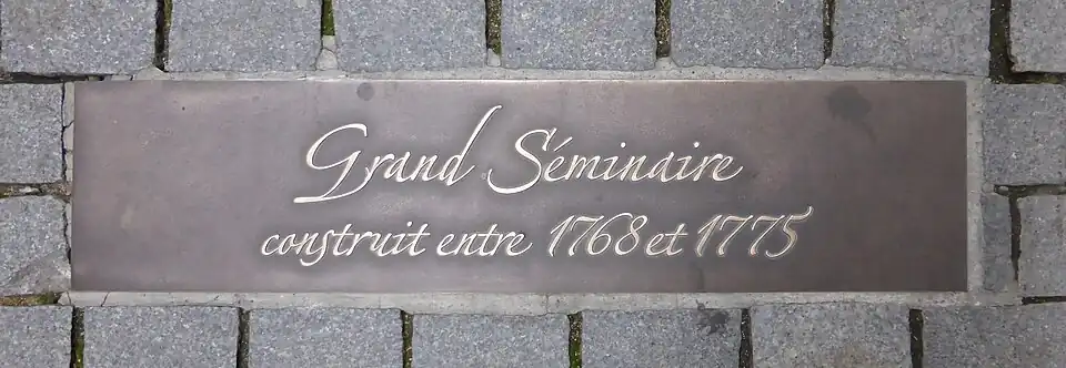 Plaque commémorative (construction entre 1768 et 1775).