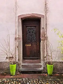 Porte du no&nbsp;10.