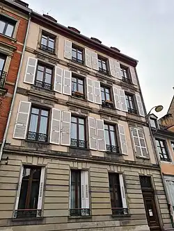Façade du no&nbsp;8.