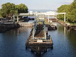 Pont tournant ferroviaire au Port autonome de Strasbourg.