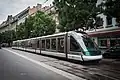 Un Eurotram en version 4 caisses, rue du Vieux-Marché-aux-Vins.