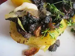 Pomme de terre, champignon.