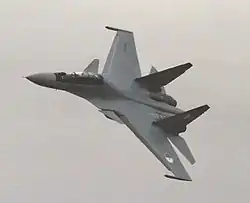 Su-30MKA de l’armée de l’air algérienne en vol.