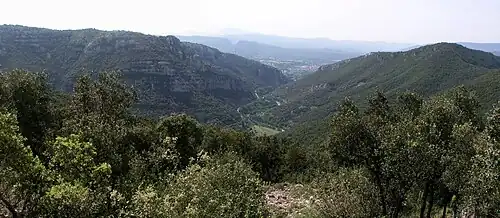 Vue de la vallée du Rieutord vers Ganges.