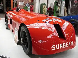 La Sunbeam 1000 hp, surnommée Mystery car, avec laquelle il dépasse les 200&nbsp;mph en 1927