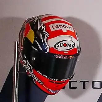 illustration de Suomy