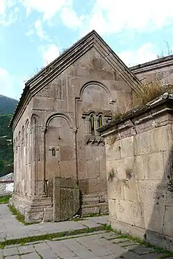 Façade occidentale de Sourp Grigor Lousavorich.