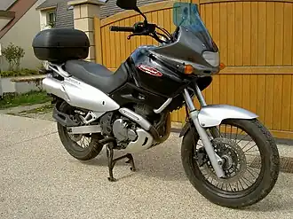 Image illustrative de l’article Suzuki XF 650 Freewind