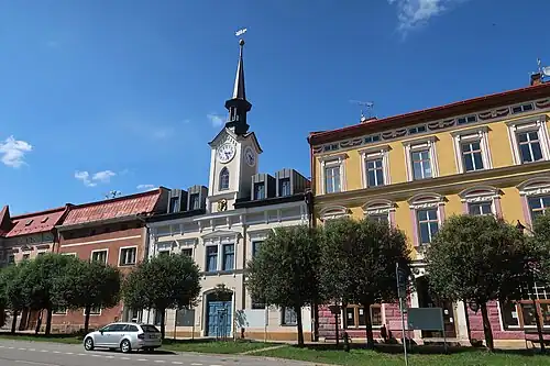 Hôtel de ville.