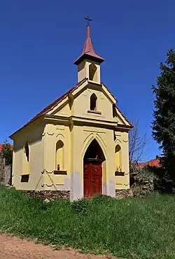 Chapelle à Holyně.