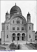 Photo de la grande synagogue prise vers 1900 (Jewish-Encyclopedia)