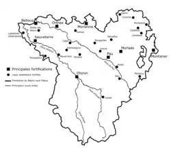 Carte géographique en noir et blanc.