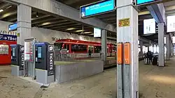 Les voies accueillant les trains-navettes.