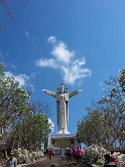 Le Christ de Vũng Tàu sur la Petite Montagne.