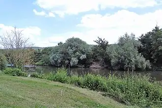 Vue du chemin de halage de la Seine.
