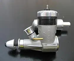 Monocylindre de 2,5&nbsp;cm3 pour aéromodélisme (années 1960).