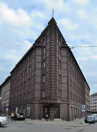 Pärnu mnt 36.