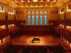 voir la légende ci-après