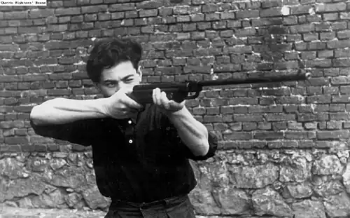Entrainement au maniement des armes