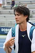 Taro Daniel, champion de tennis, père américain.