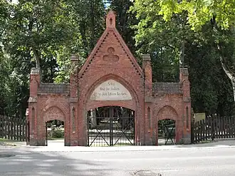 Nouveau cimetière de Saint-Jean