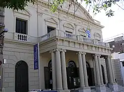 Description de cette image, également commentée ci-après