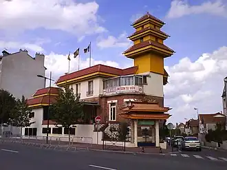 Pagode bouddhique Linh-Son sino-vietnamienne.