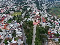 Vue aérienne avec le temple de Guadalupe.