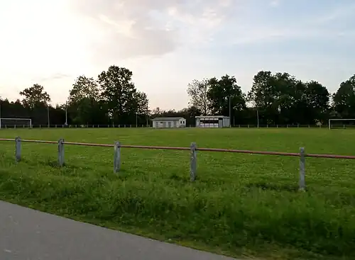 Terrain de football.