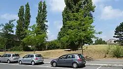 Terrain du Belvédère vue de la rue de Cambrai