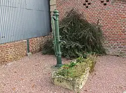 Ancienne fontaine publique.