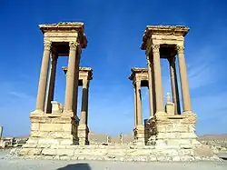 Tétrakionion, Palmyre (Syrie) avant sa destruction par l'Etat Islamique.