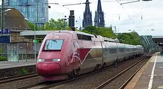 Thalys traversant la gare de Cologne Messe/Deutz.