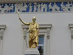 Façade d'un bâtiment néoclassique