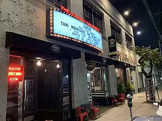 Image décrite ci-après