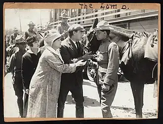 Description de l'image The Lamb (cinema 1915) (3109218163).jpg.
