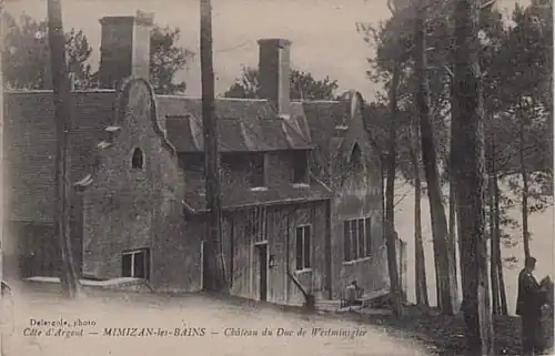 Carte postale ancienne du château du duc de Westminster, à Mimizan-les-Bains comme on dit alors.