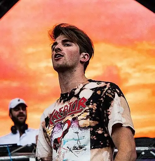 Description de l'image The chainsmokers veld 2016 cropped.jpg.