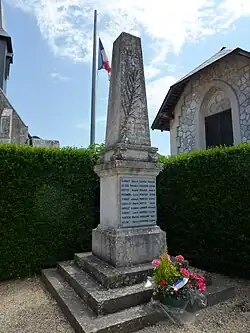 Le monument aux morts